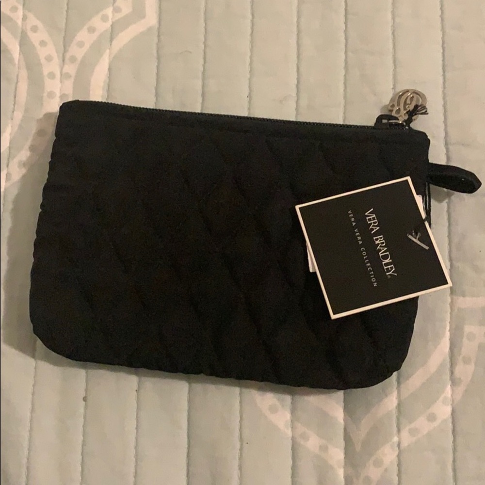 Vera Bradley zip case quilted black